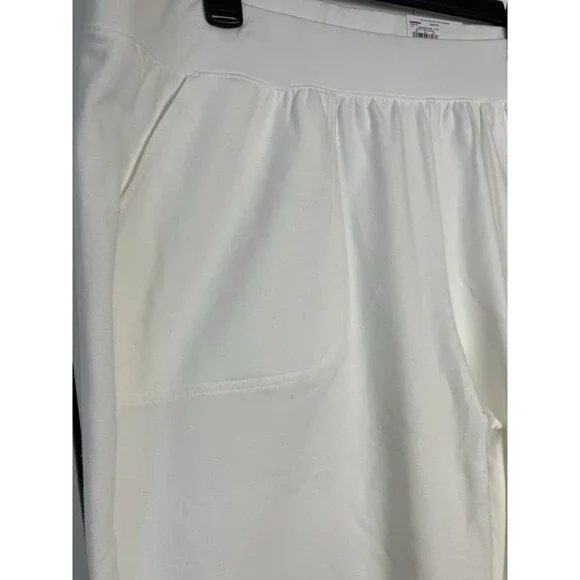 Croft & Barrow Womens Petite XL Skimmer White Bermuda Shorts NWT - Picture 6 of 8